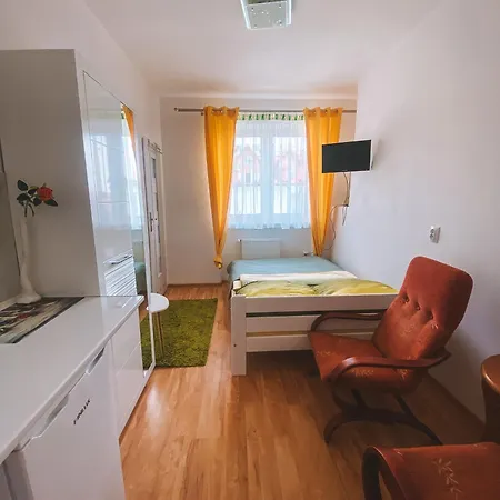 Dom Na Fali Alloggio in famiglia *