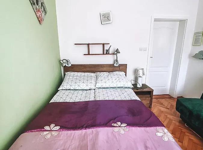 Проживание в семье Dom Na Fali